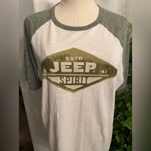 Jeep Spirit Women’s Raglan Tee in Olive and White